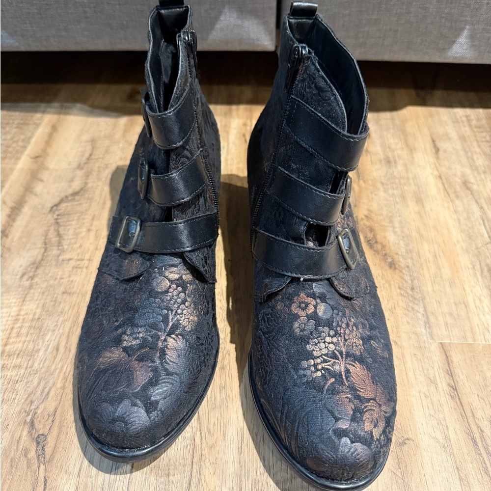 Remonte Floral Embossed Buckle Ankle Boots Size 41 US 10 - Picture 2 of 8